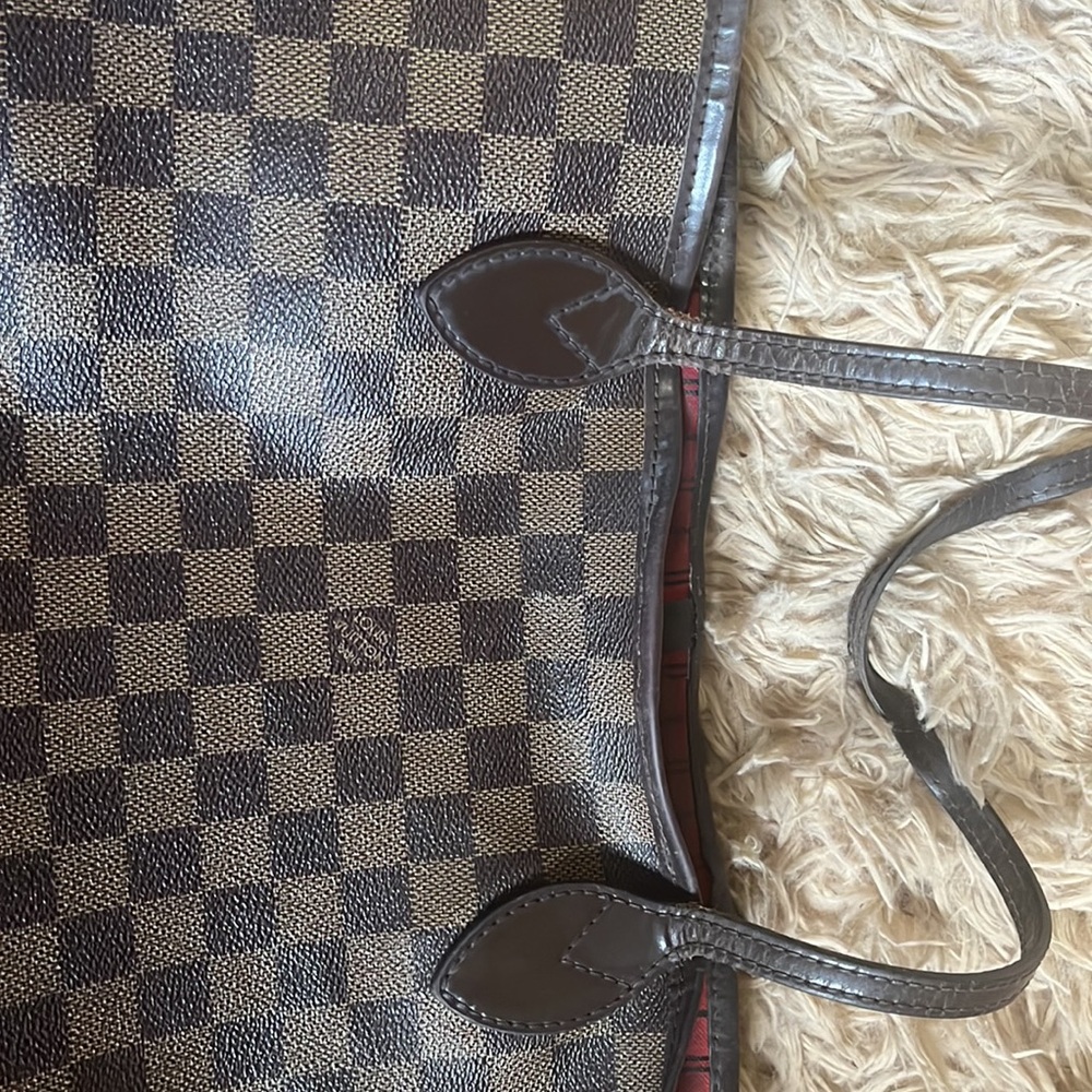 Louis Vuitton Brown Checkered Shoulder Bag - Picture 10 of 13